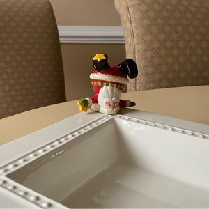 Christmas Santa With Yellow Stars Platter Decoration - Tumbling ⭐️